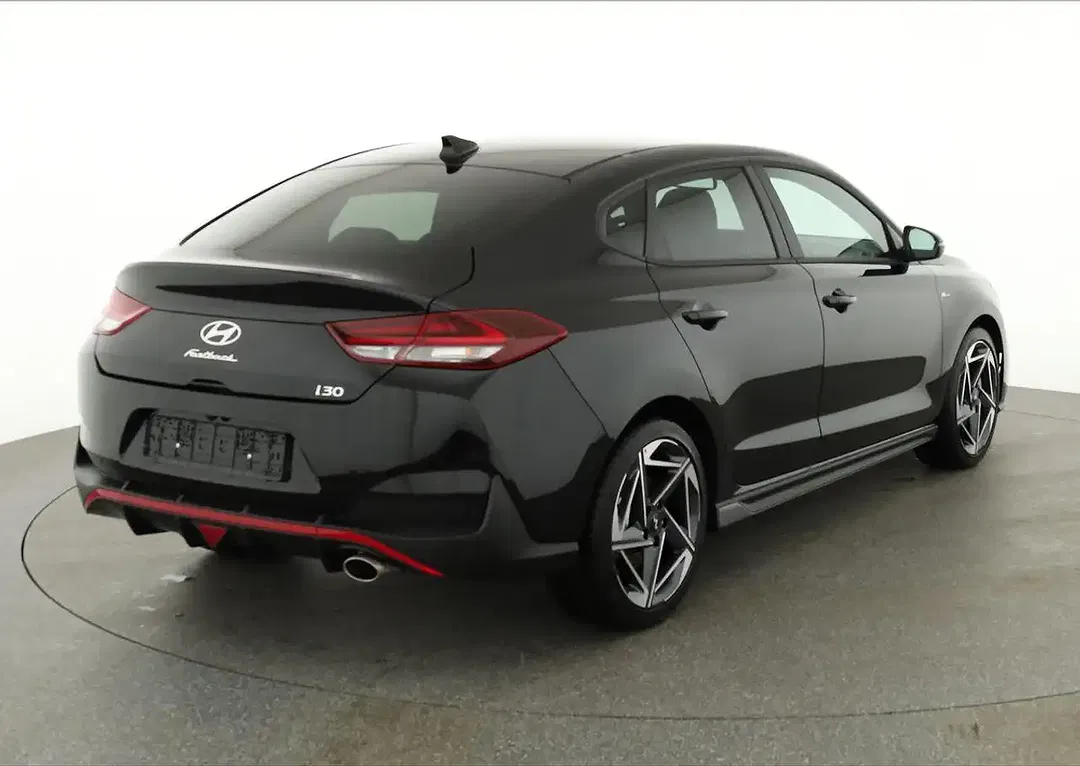 Hyundai i30 - Thumbnail 3