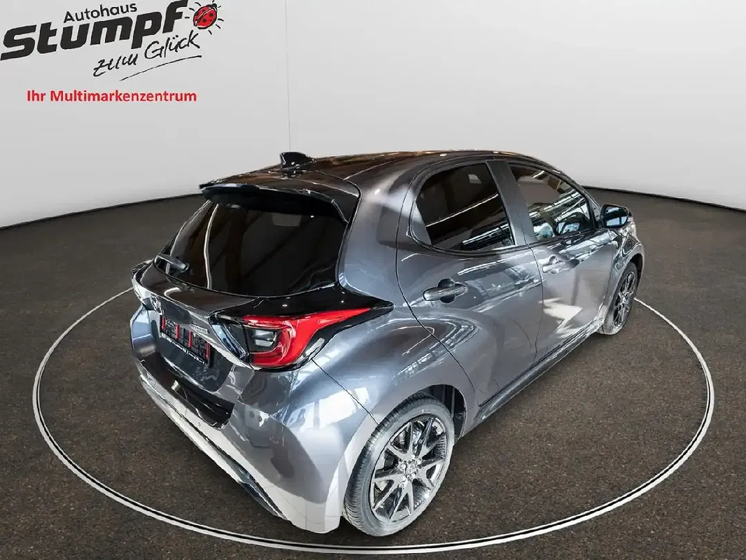 Mazda 2 - Thumbnail 4
