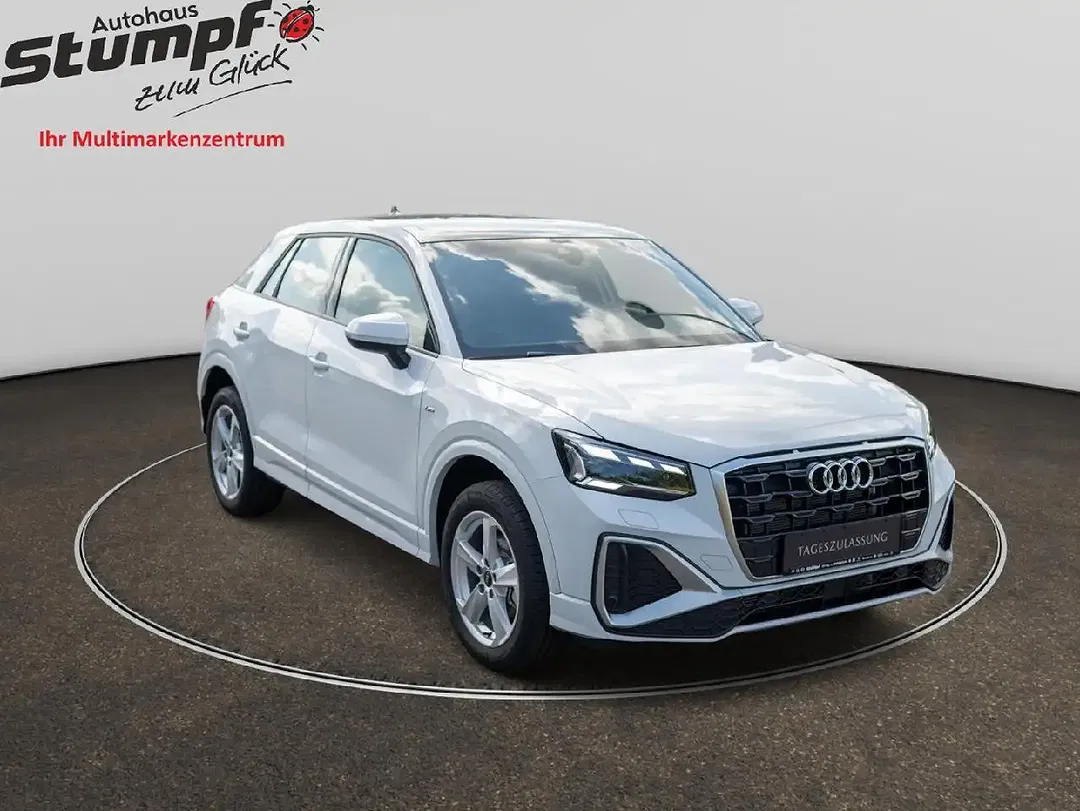 Audi Q2 - Thumbnail 3