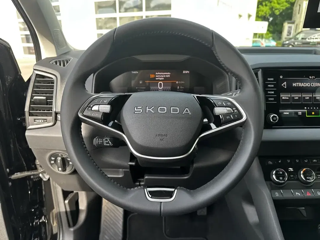 Skoda Karoq - Thumbnail 8