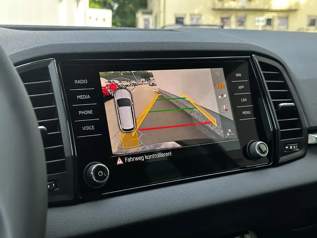 Skoda Karoq - Thumbnail 11