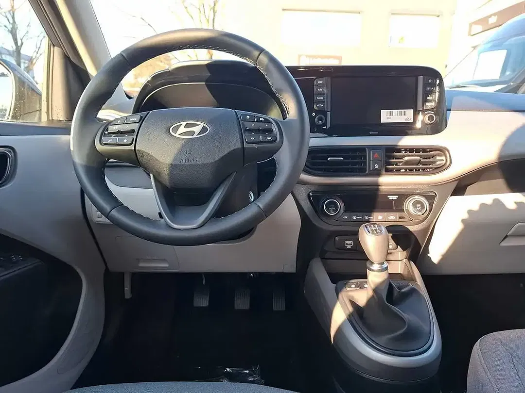 Hyundai i10 - Thumbnail 8