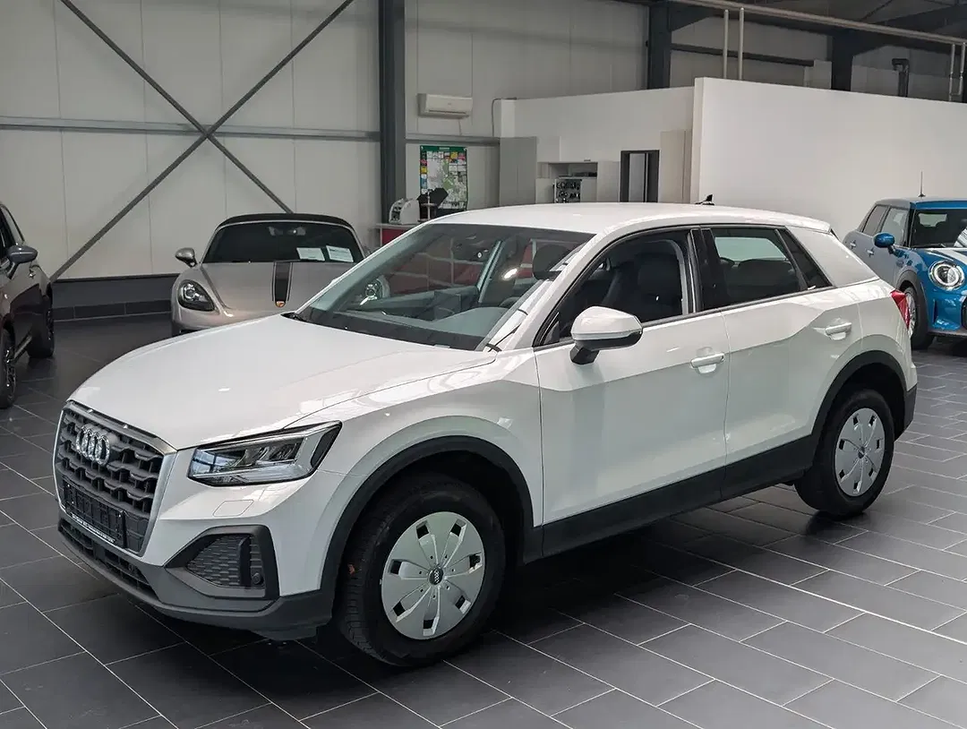 Audi Q2 - Thumbnail 1