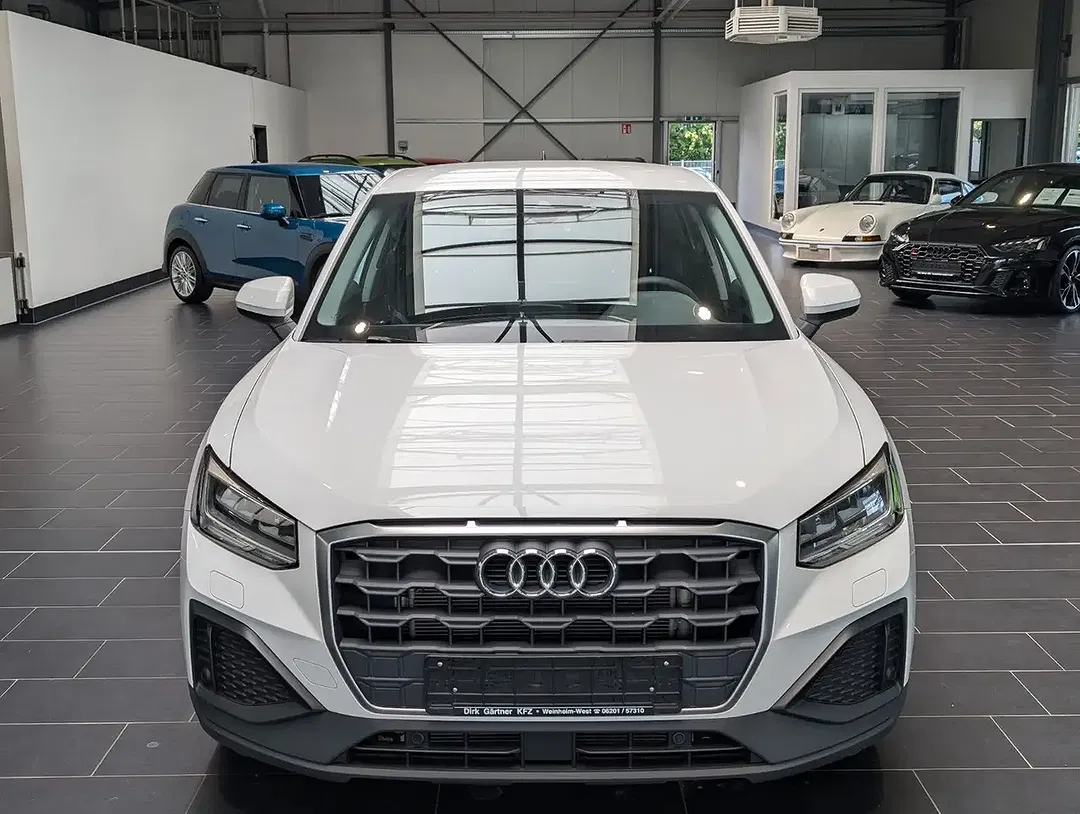 Audi Q2 - Thumbnail 3