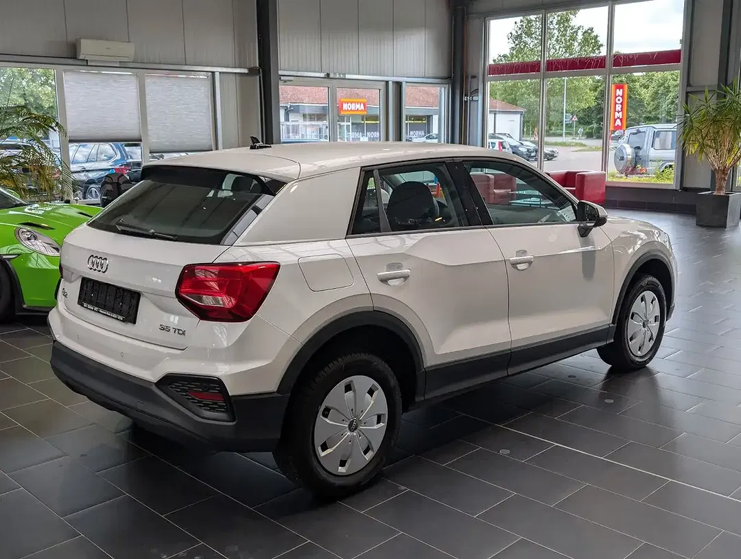 Audi Q2 - Thumbnail 6