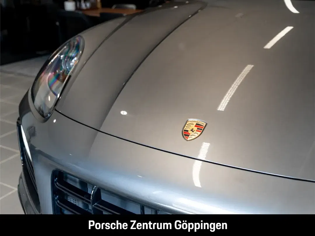 Porsche Cayenne - Thumbnail 14