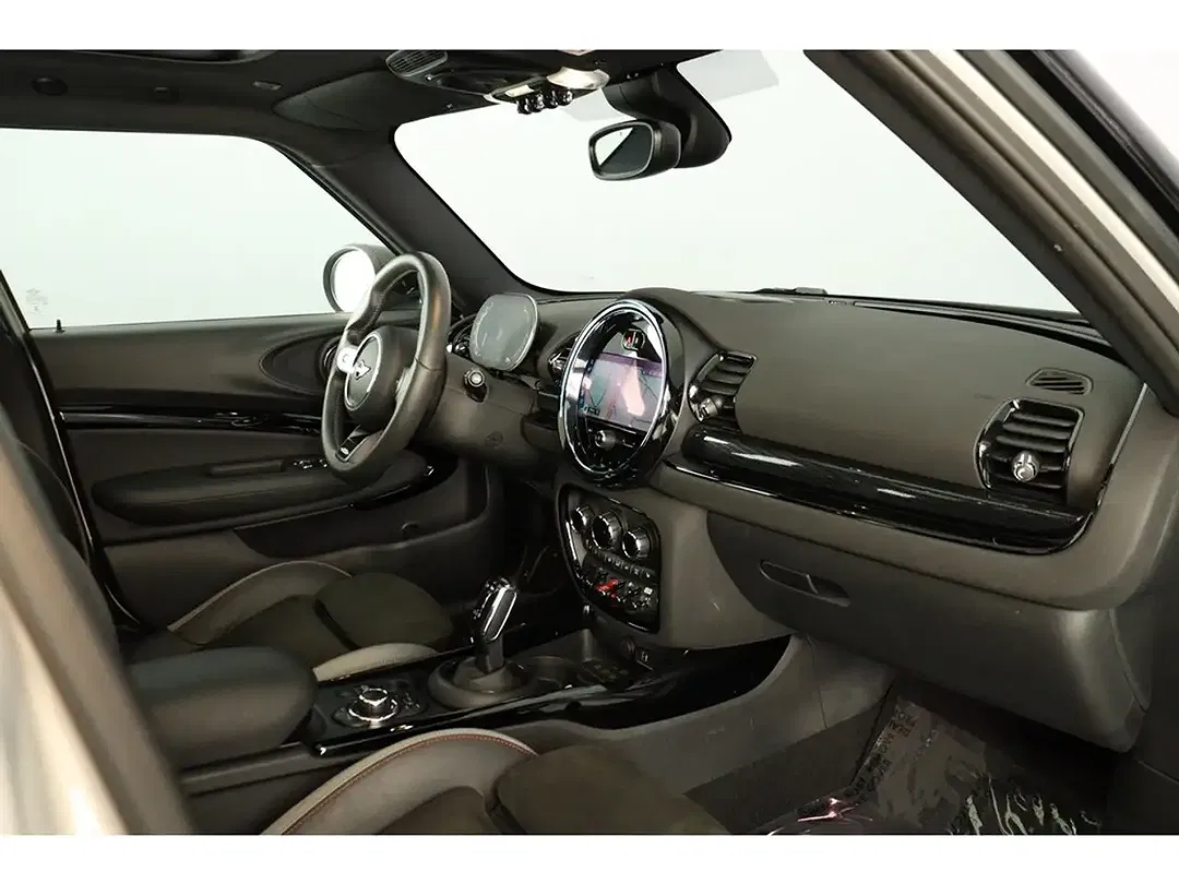 MINI Cooper Clubman - Thumbnail 10