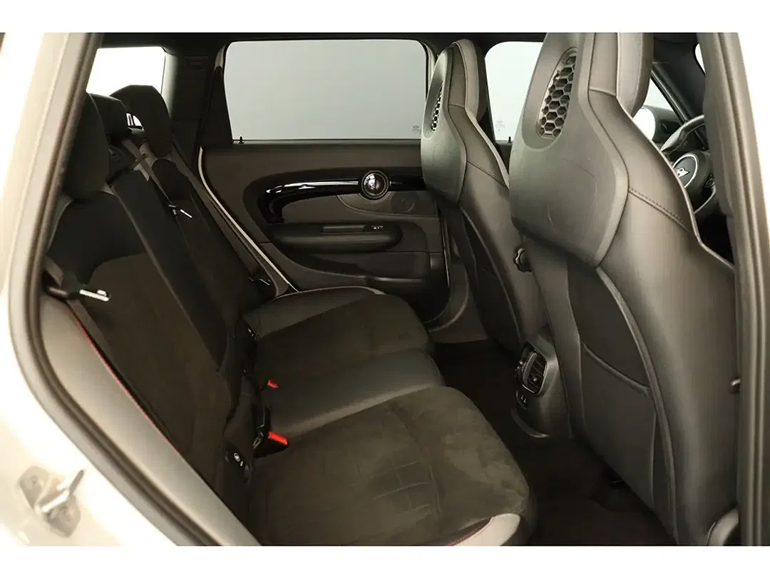 MINI Cooper Clubman - Thumbnail 12