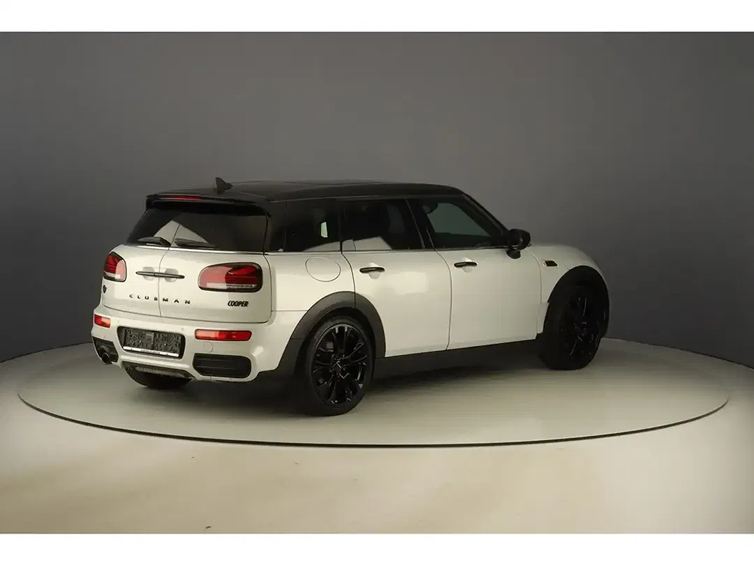 MINI Cooper Clubman - Thumbnail 5