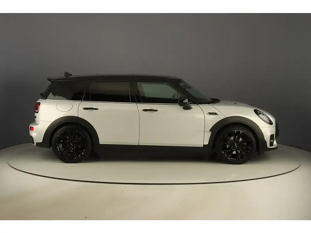 MINI Cooper Clubman - Thumbnail 6