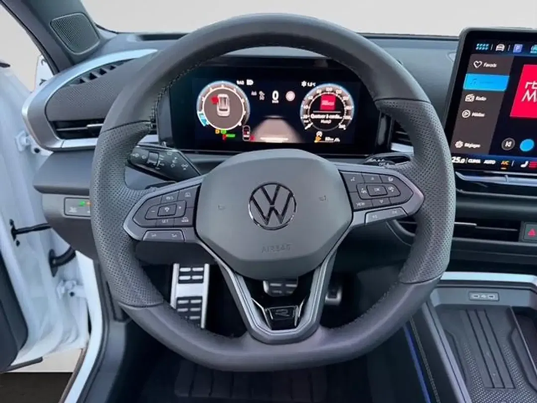 Volkswagen T-Roc - Thumbnail 13