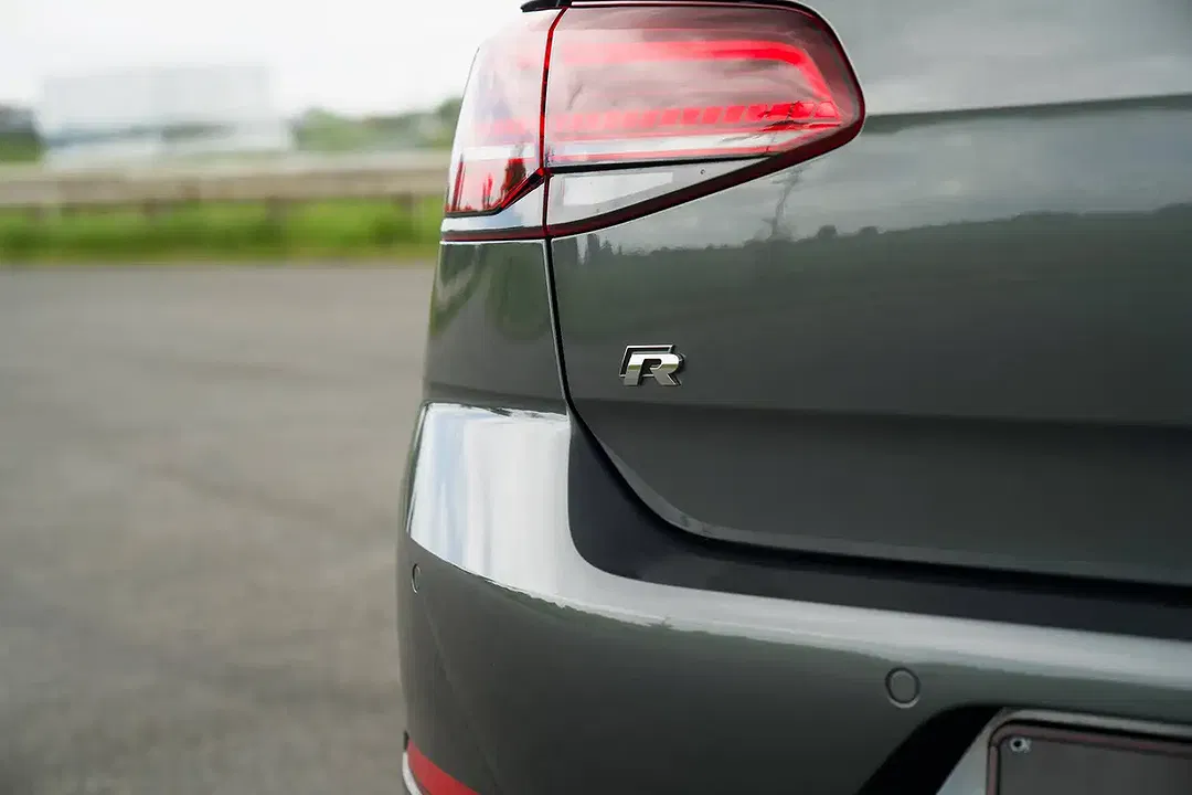 Volkswagen Golf - Thumbnail 8