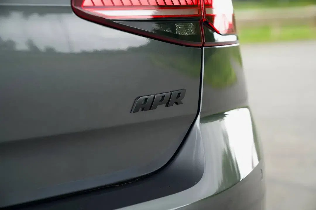 Volkswagen Golf - Thumbnail 9