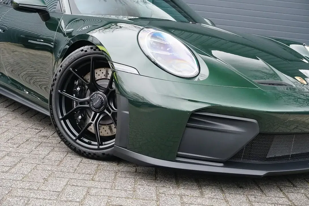 Porsche 992 - Thumbnail 10