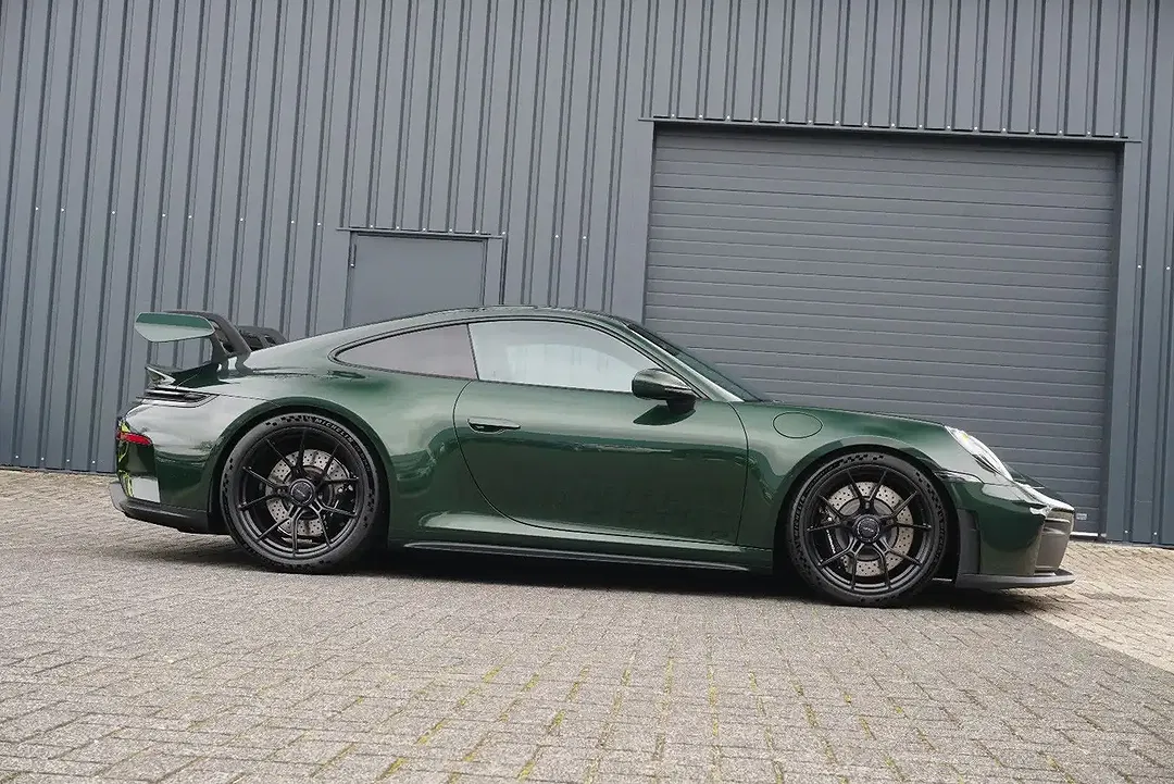 Porsche 992 - Thumbnail 9