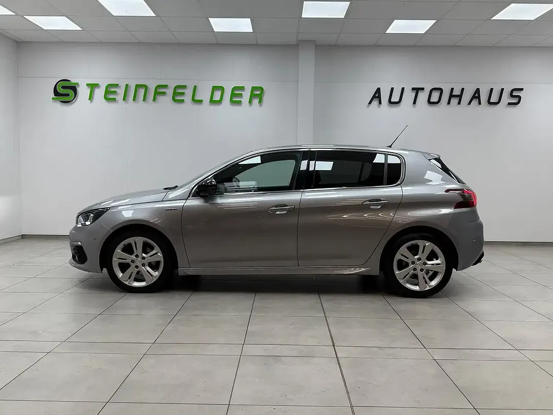 Peugeot 308 - Thumbnail 4