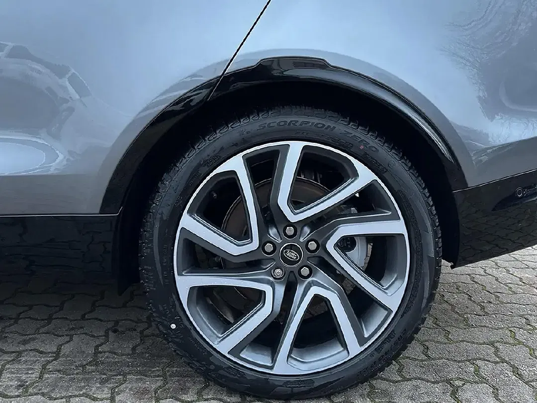Land Rover Discovery - Thumbnail 9