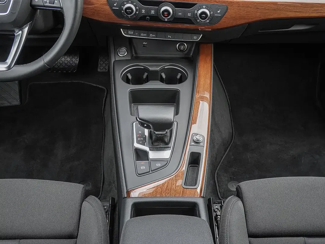 Audi A4 - Thumbnail 14