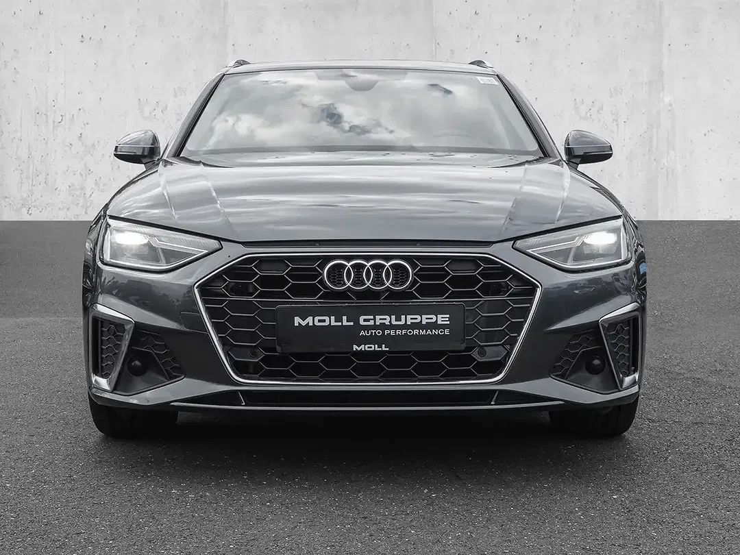 Audi A4 - Thumbnail 3