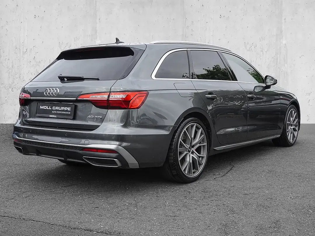Audi A4 - Thumbnail 4