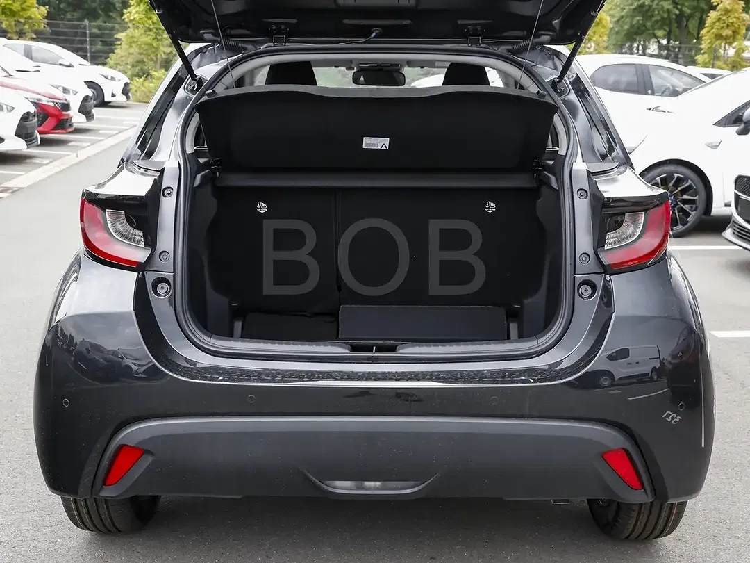 Mazda 2 - Thumbnail 11
