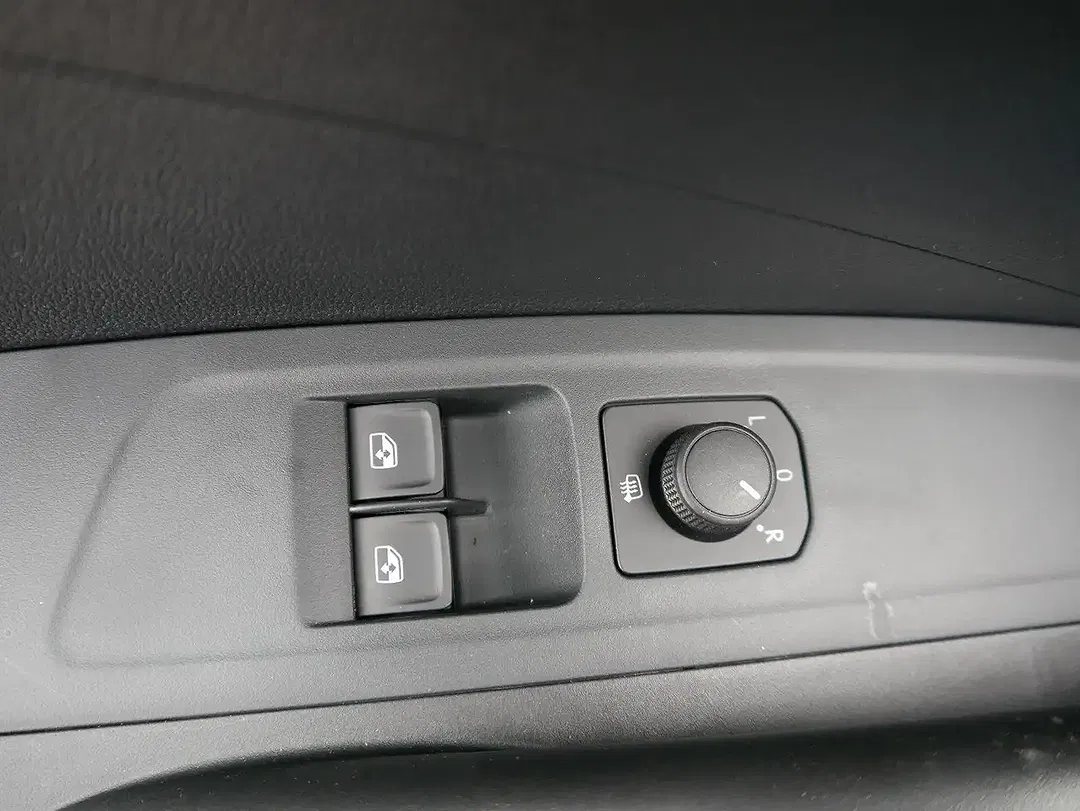 Skoda Fabia - Thumbnail 11