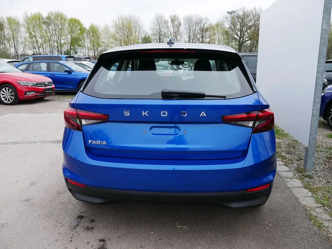 Skoda Fabia - Thumbnail 3