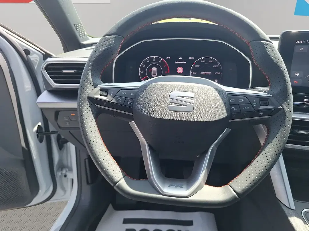 SEAT Leon - Thumbnail 11