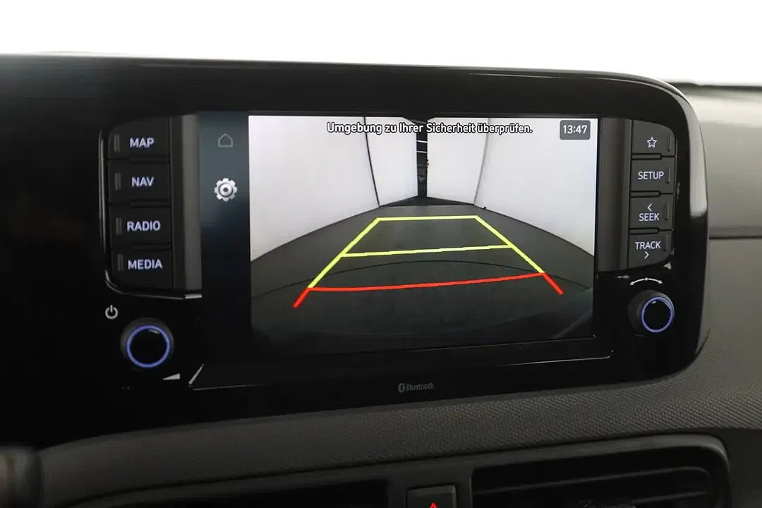 Hyundai i10 - Thumbnail 25