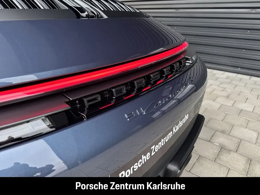 Porsche 992 - Thumbnail 11