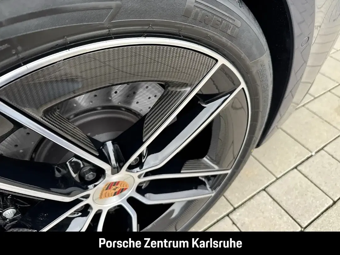 Porsche 992 - Thumbnail 15
