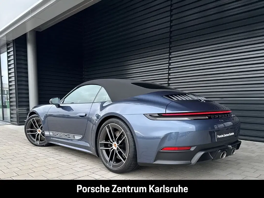 Porsche 992 - Thumbnail 3