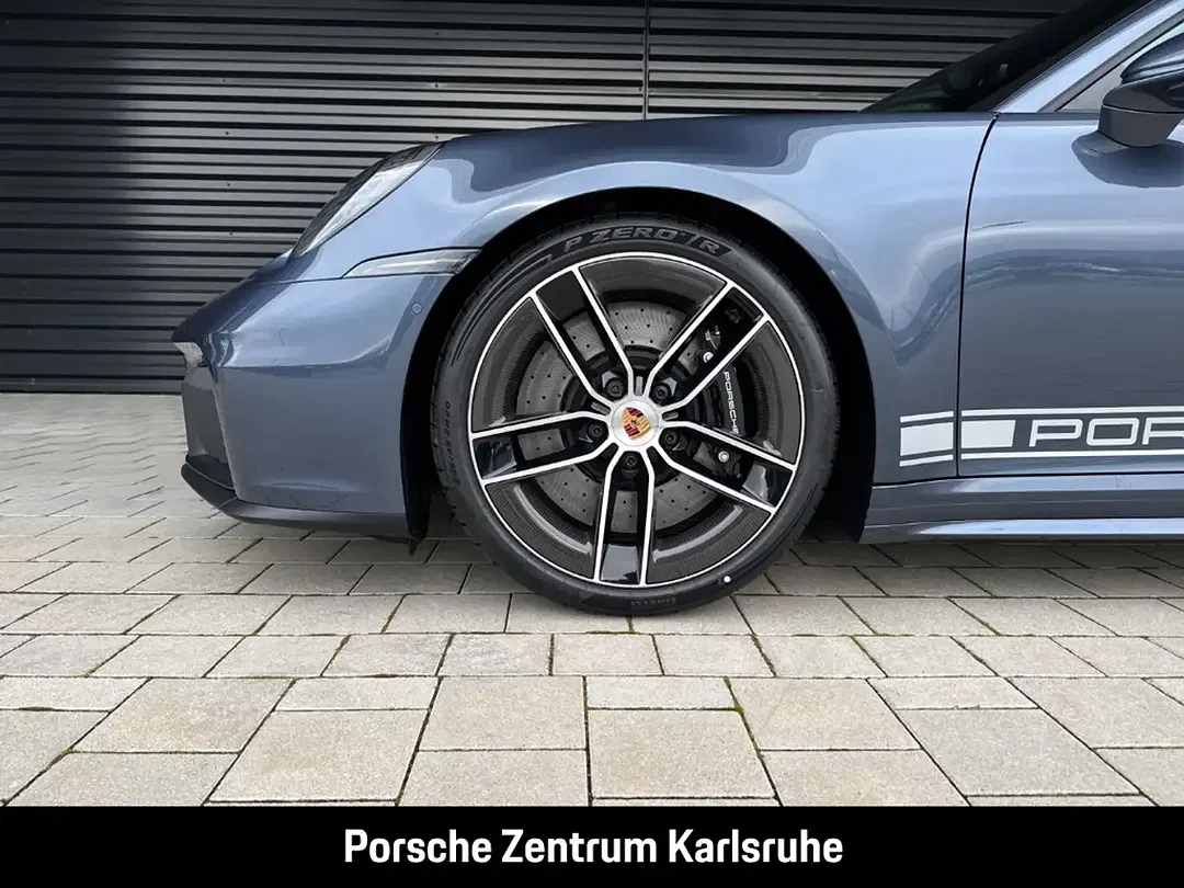 Porsche 992 - Thumbnail 6