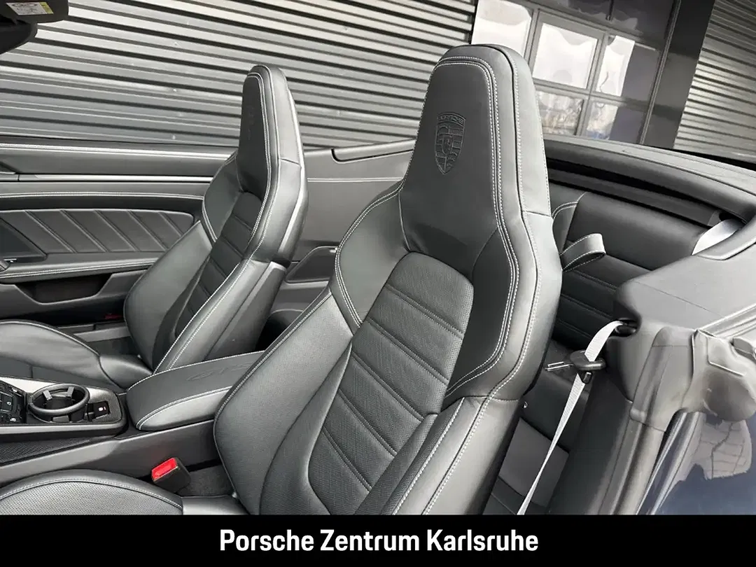 Porsche 992 - Thumbnail 8