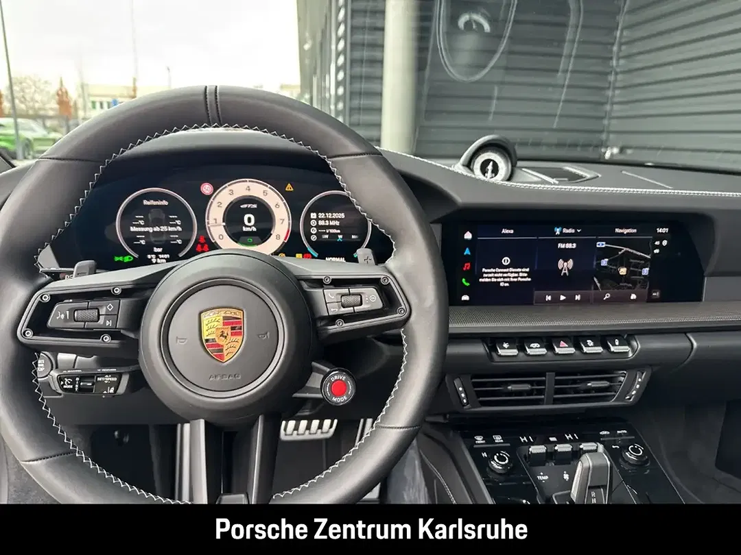 Porsche 992 - Thumbnail 9