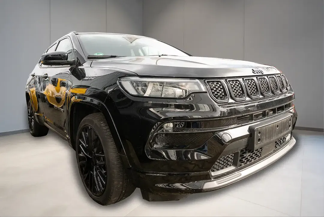 Jeep Compass - Thumbnail 2