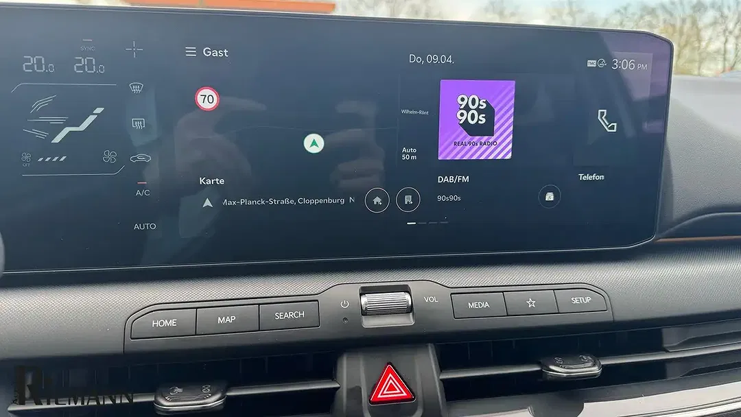 Kia K4 - Thumbnail 15