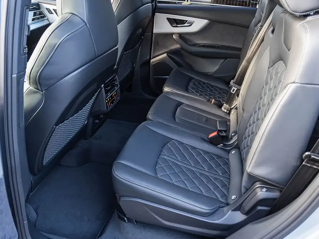 Audi Q7 - Thumbnail 14