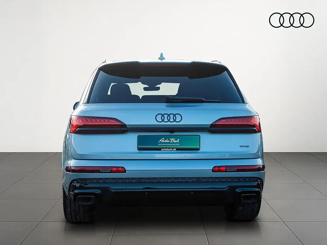 Audi Q7 - Thumbnail 5