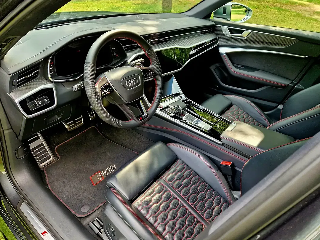 Audi RS6 - Thumbnail 8