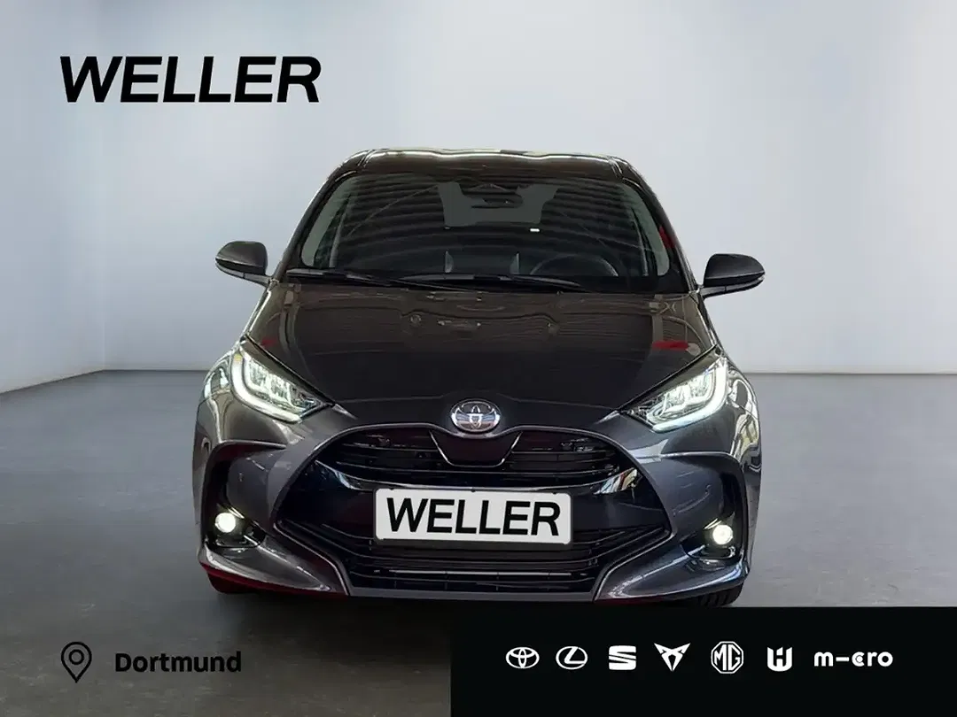 Toyota Yaris - Thumbnail 2