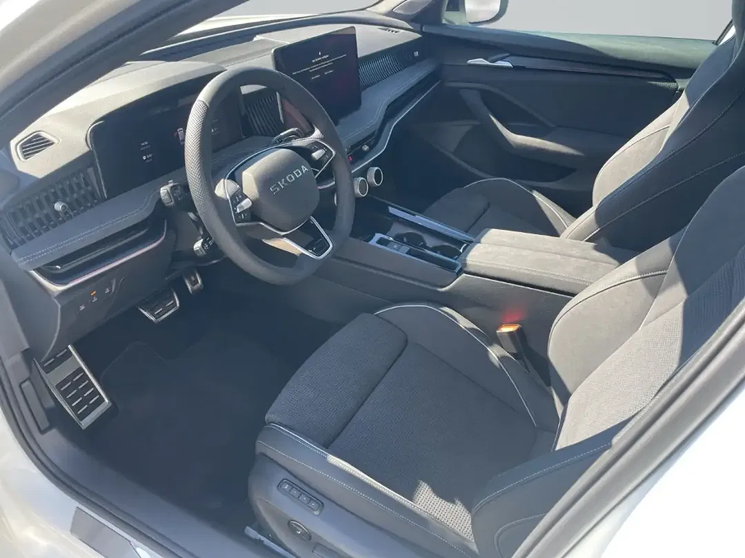 Skoda Superb - Thumbnail 14