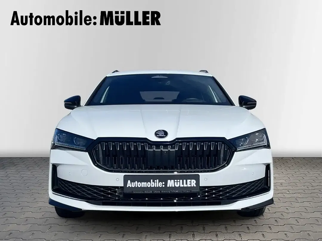 Skoda Superb - Thumbnail 3