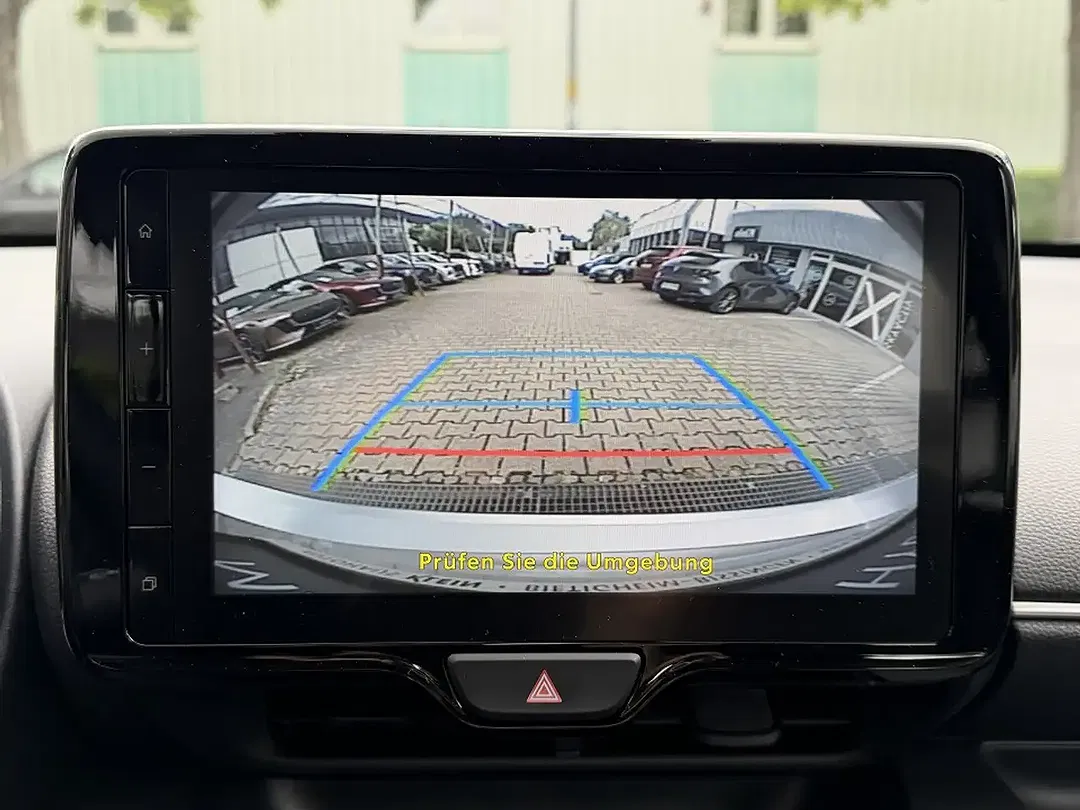 Mazda 2 - Thumbnail 12