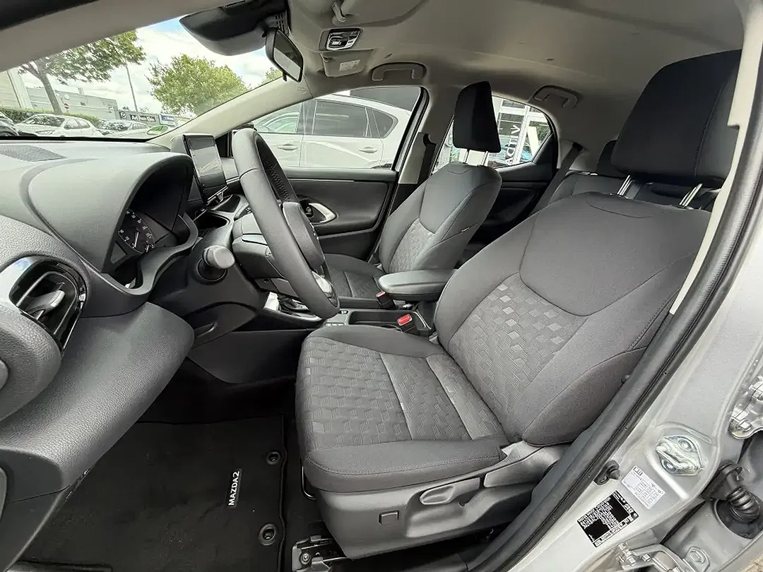 Mazda 2 - Thumbnail 6