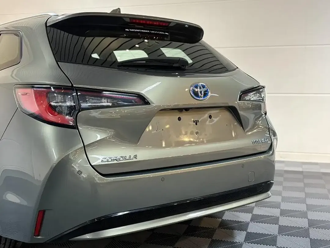 Toyota Corolla - Thumbnail 8