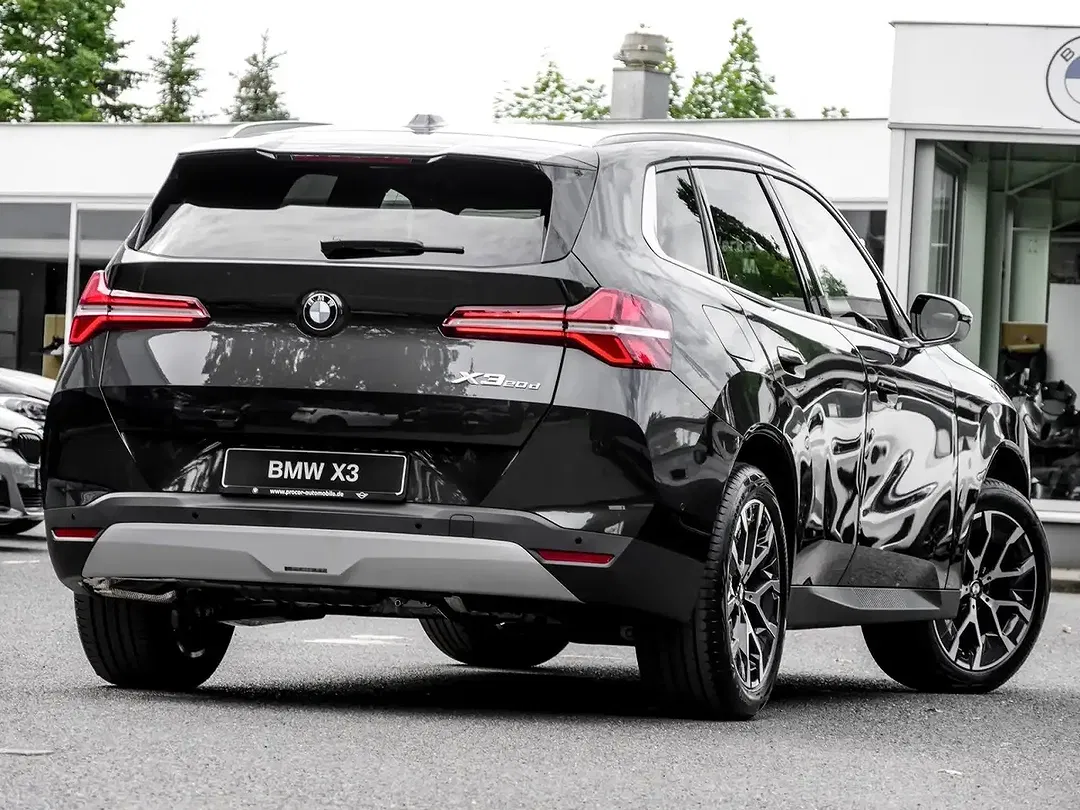 BMW X3 - Thumbnail 2