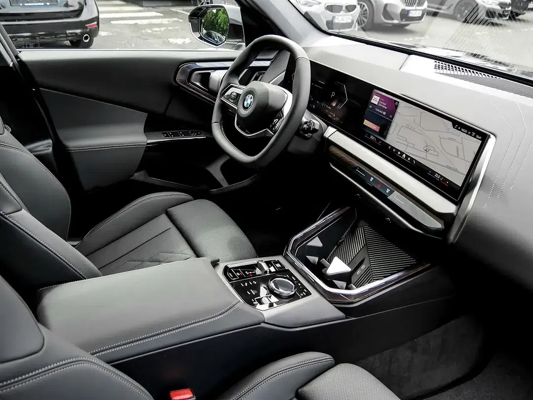BMW X3 - Thumbnail 3