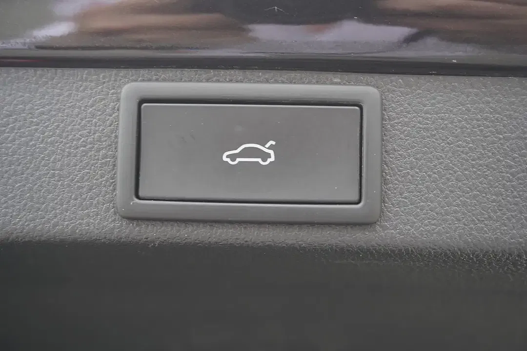 Skoda Octavia - Thumbnail 12