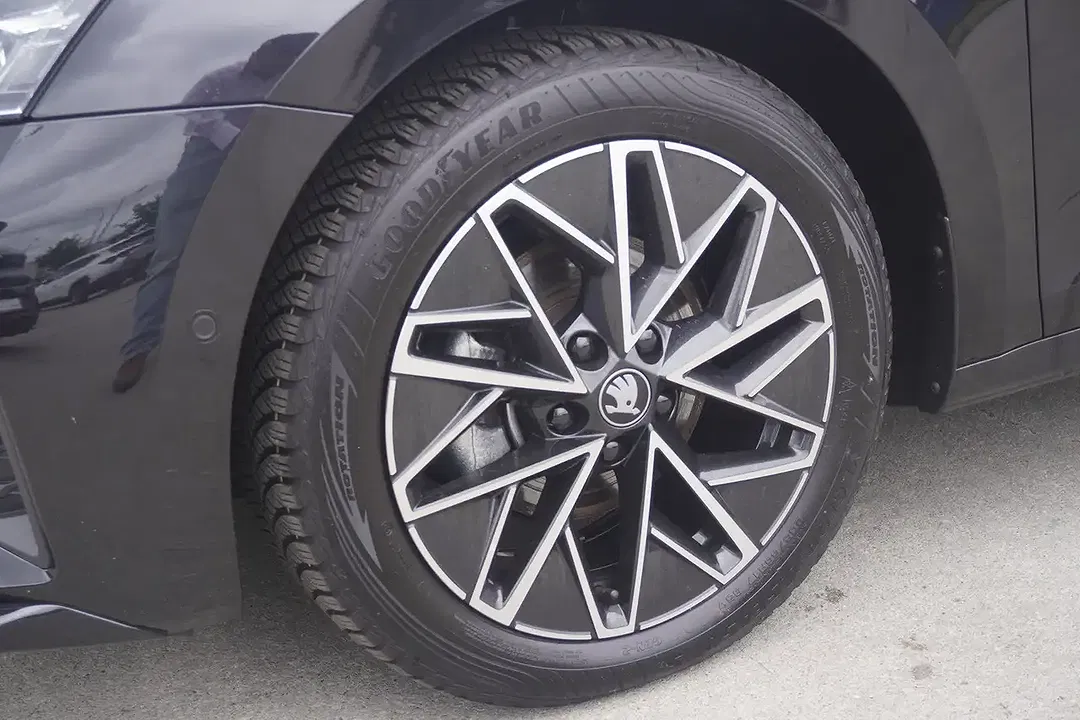 Skoda Octavia - Thumbnail 7